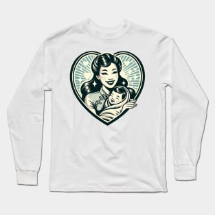 Vintage Motherhood Love Heart Symbol of Maternal Affection Long Sleeve T-Shirt